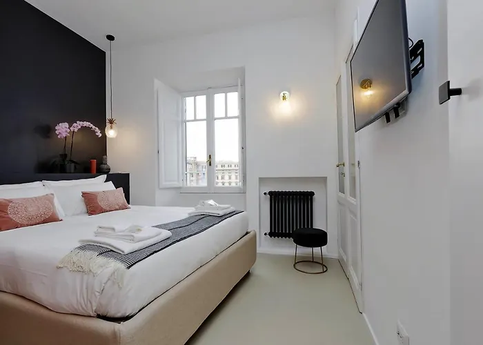 Ych-bright Penthouse Near Colosseum Appartement *