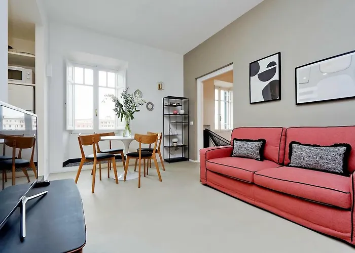 Ych-bright Penthouse Near Colosseum Appartement Rome